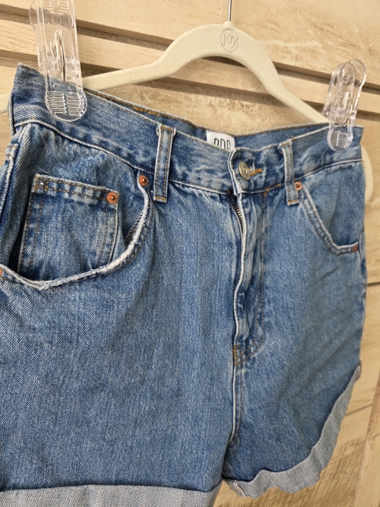 BDG Pants - Urban Outfitters BDG Mom High-Rise Jean Shorts Blue Denim Shorts Cotton Size 27
